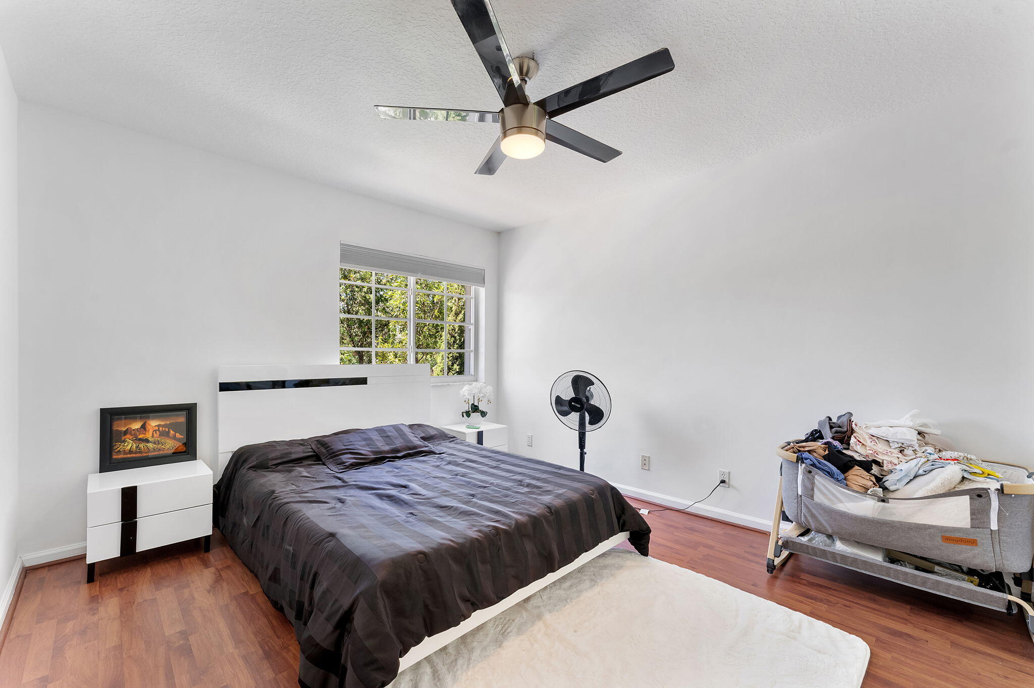 HEFTLER HOMES AT PEMBROKE SHORES - Residential