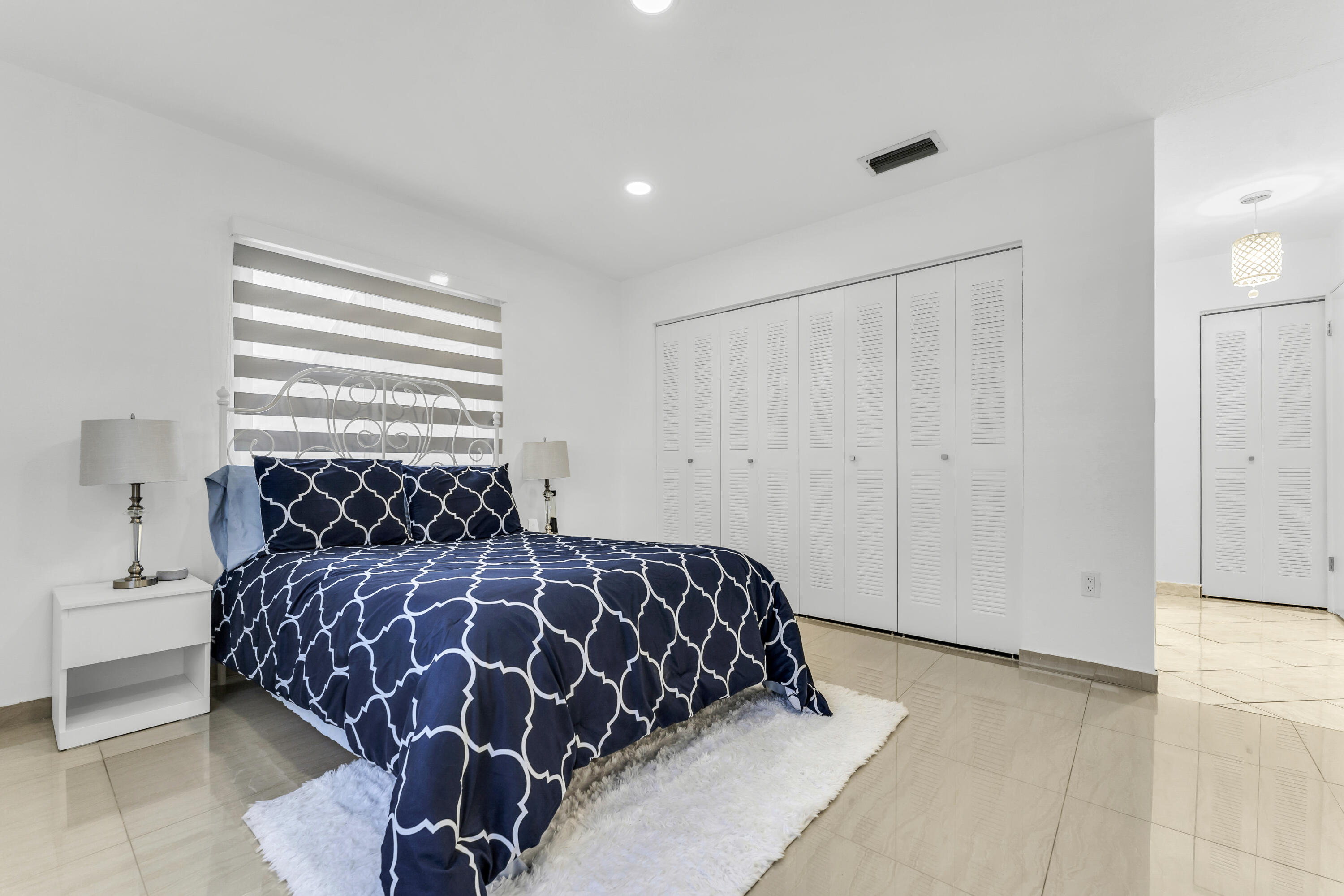 LESLIE PATIO HOMES SEC 4 - Residential