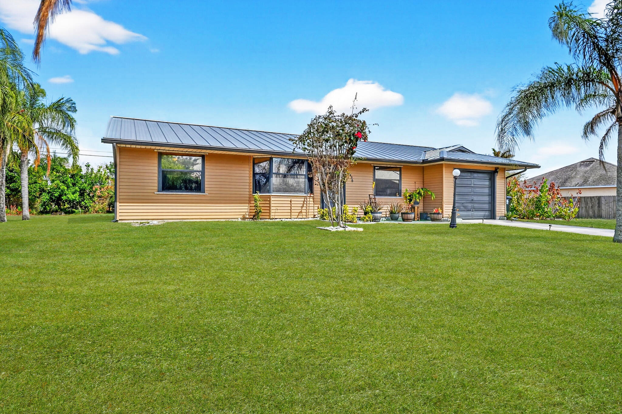 PORT ST LUCIE SECTION - Residential