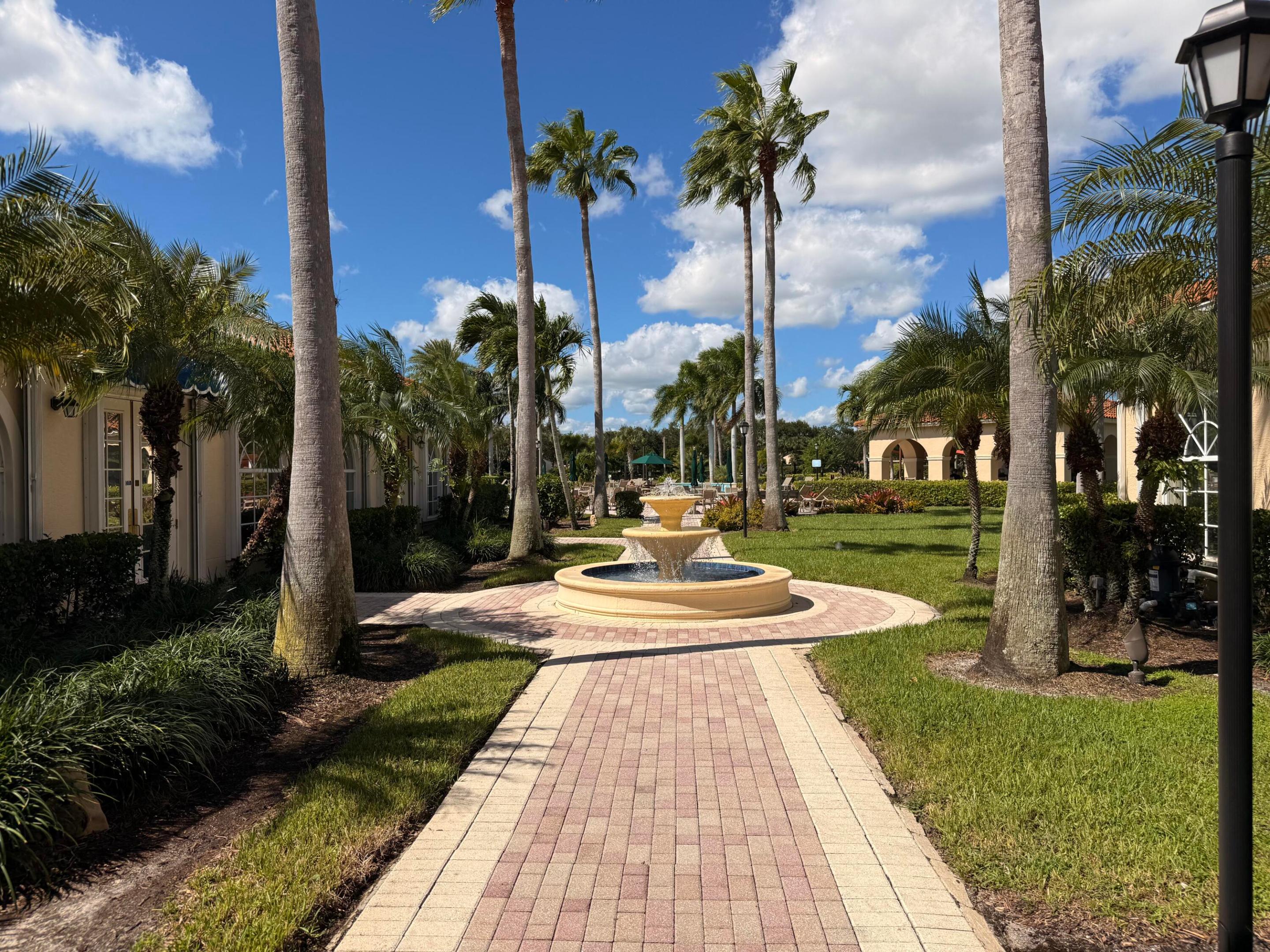 CASCADES AT ST LUCIE WEST PHASE 1 - Residential