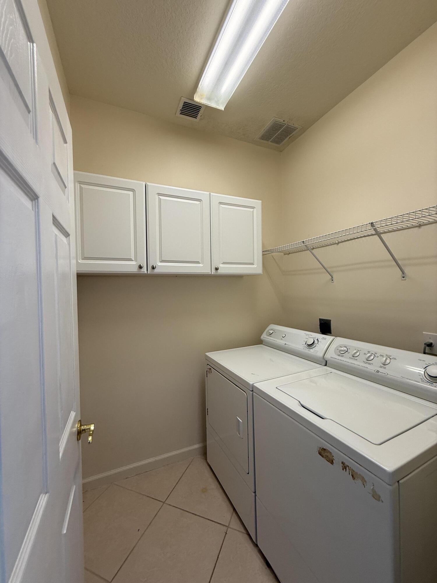 CASCADES AT ST LUCIE WEST PHASE 1 - Residential