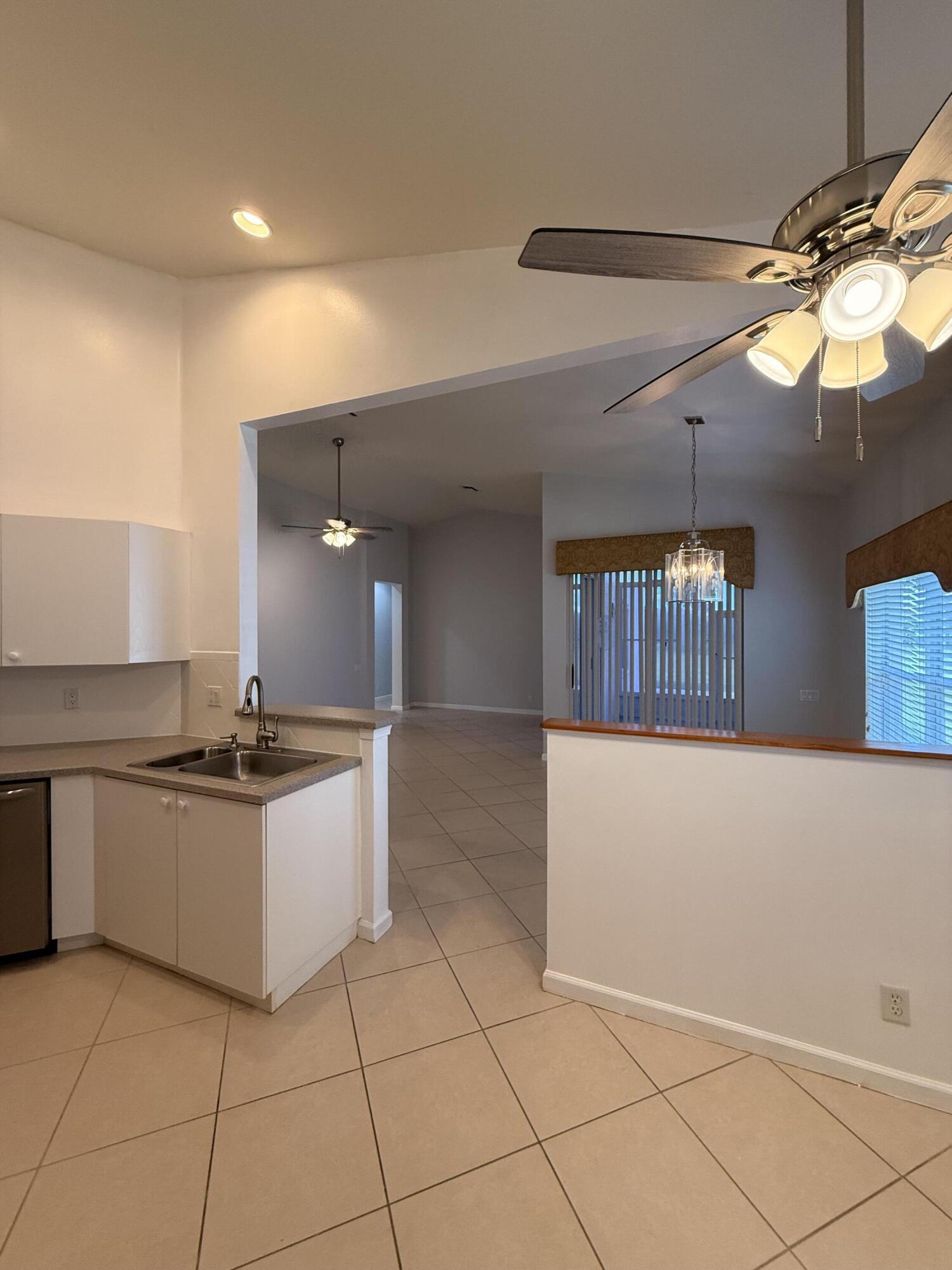 CASCADES AT ST LUCIE WEST PHASE 1 - Residential