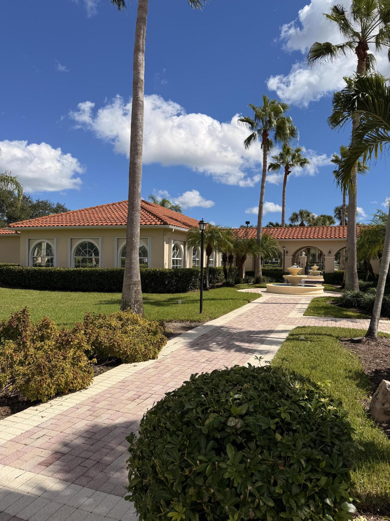 CASCADES AT ST LUCIE WEST PHASE 1 - Residential