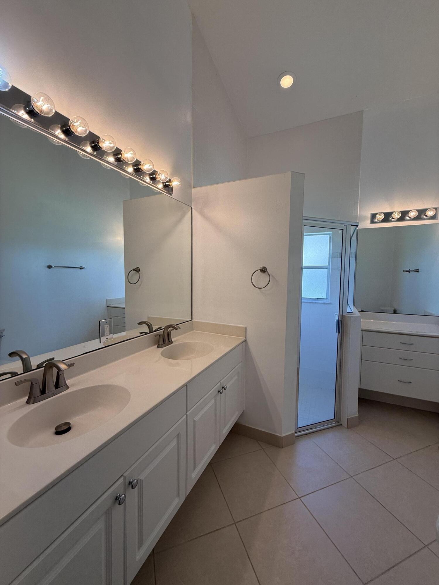 CASCADES AT ST LUCIE WEST PHASE 1 - Residential