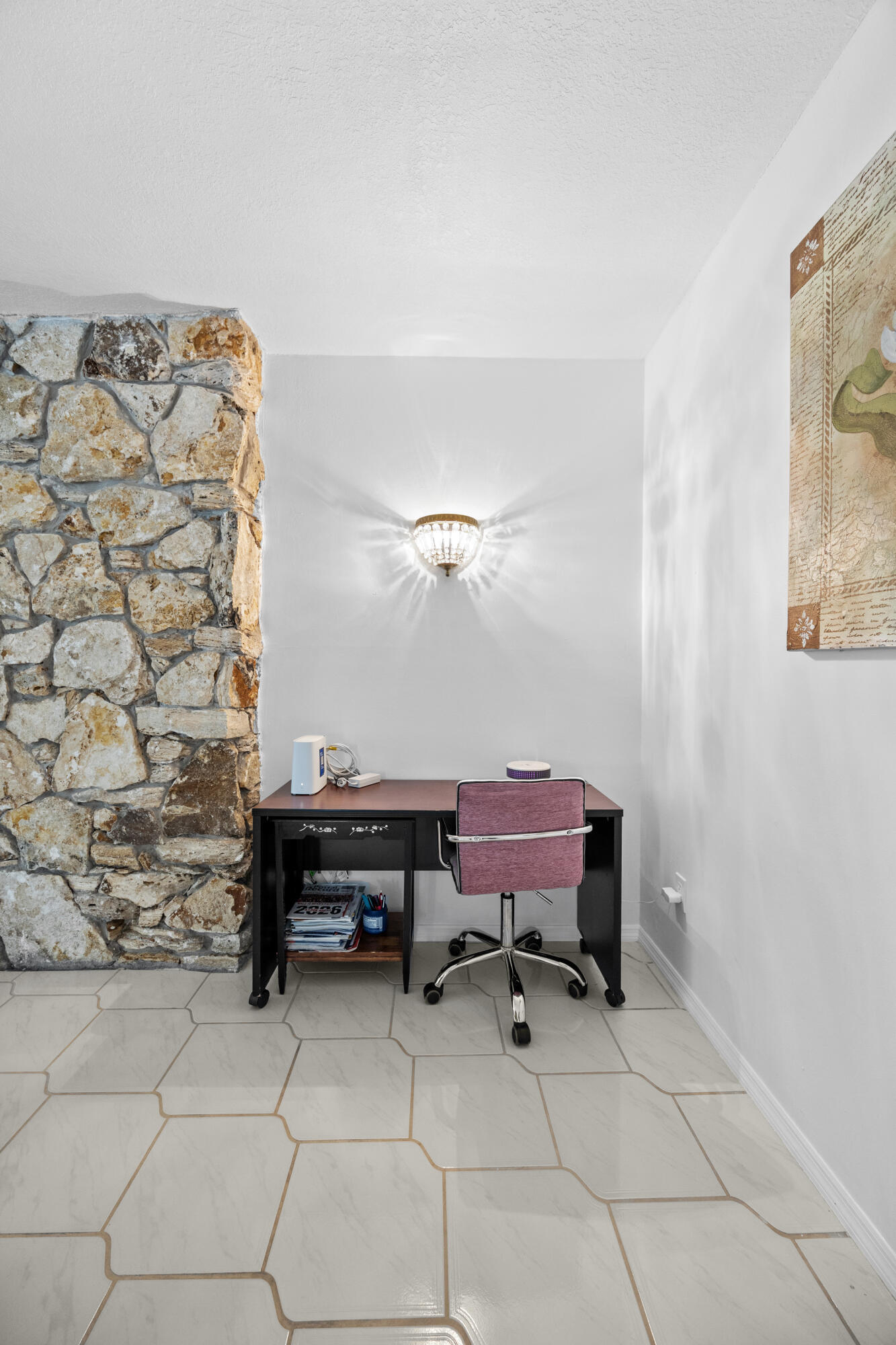 LAKE CLARKE TERR - Residential Lease