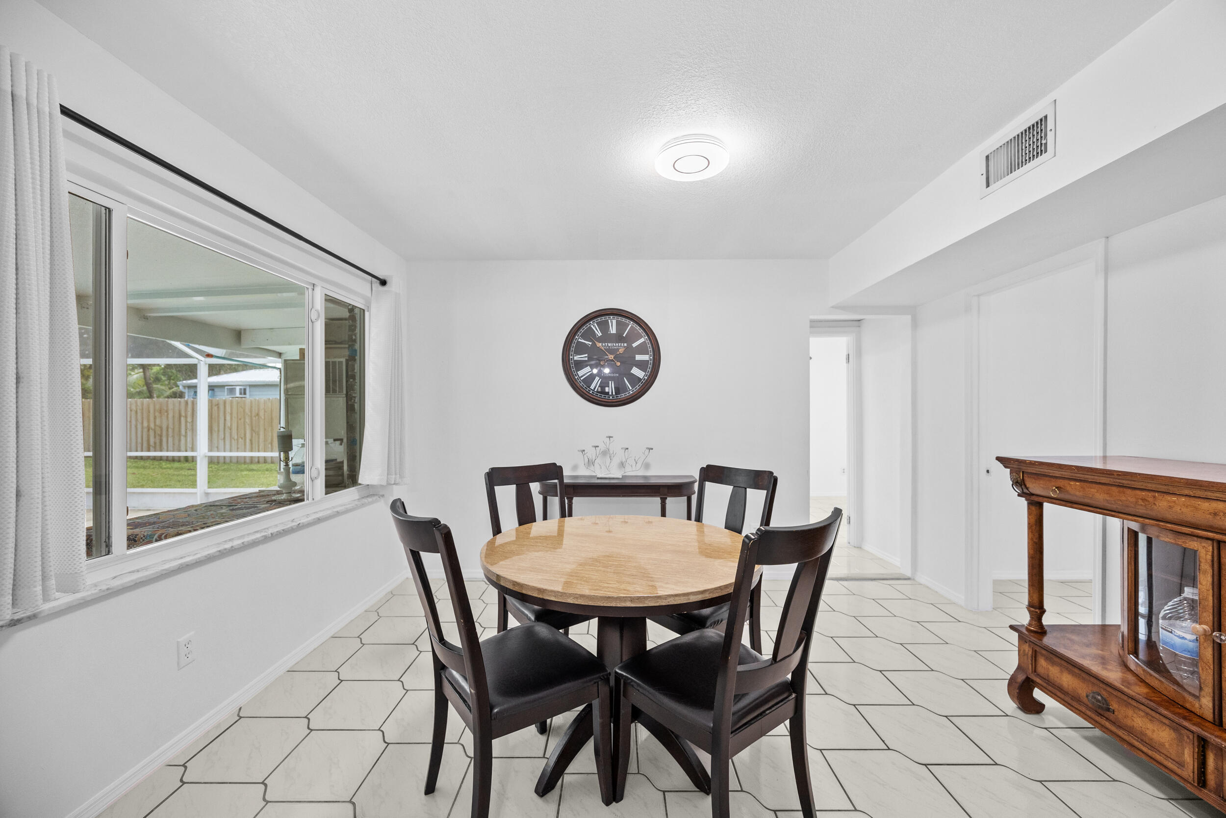 LAKE CLARKE TERR - Residential Lease