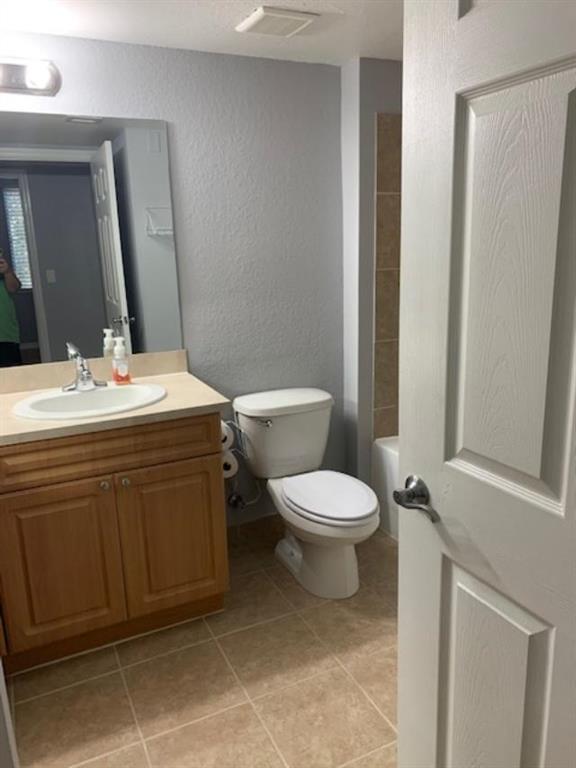 GREEN CAY VLG CONDO - Residential Lease