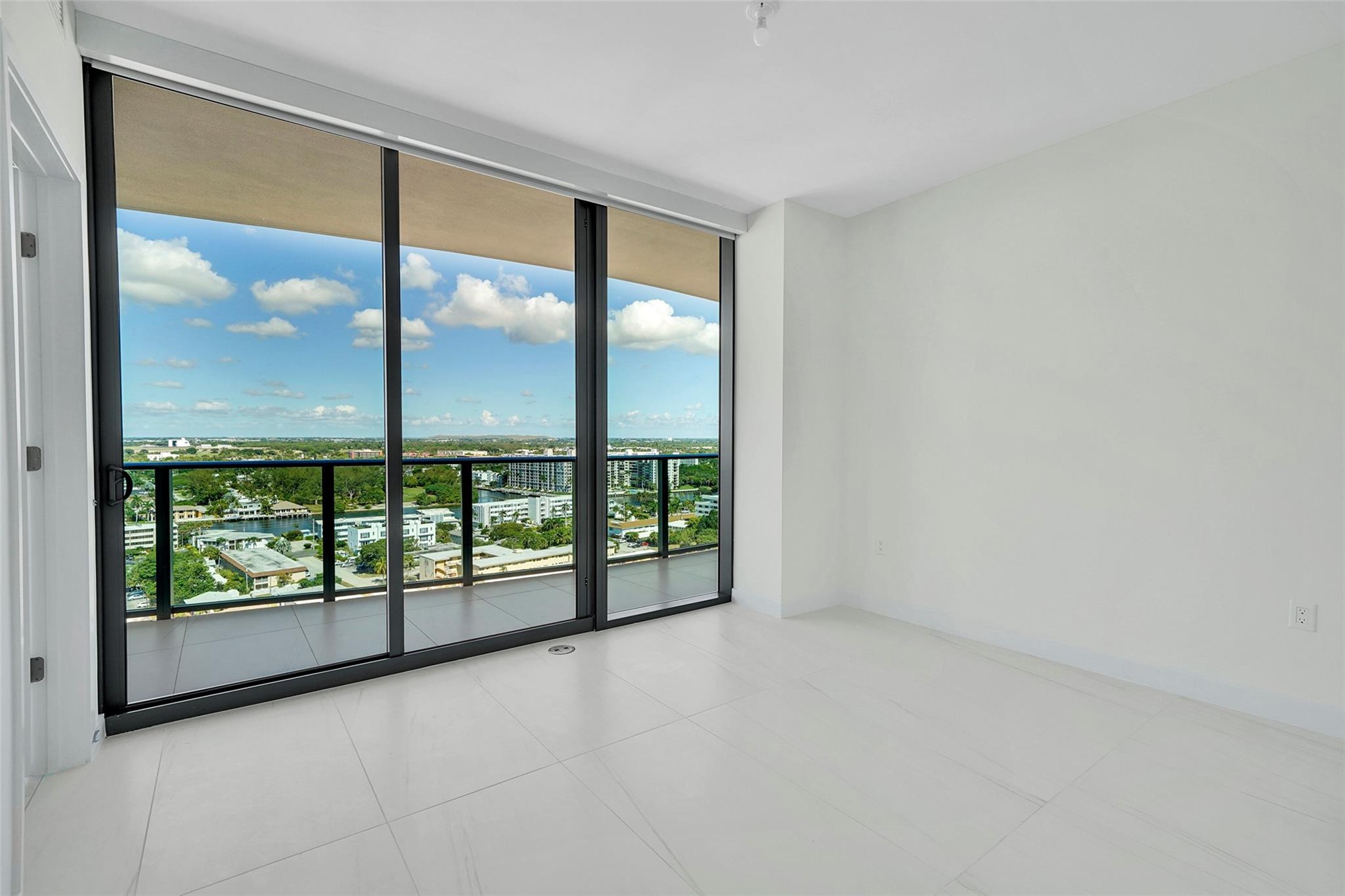 CASAMAR CONDO - Residential