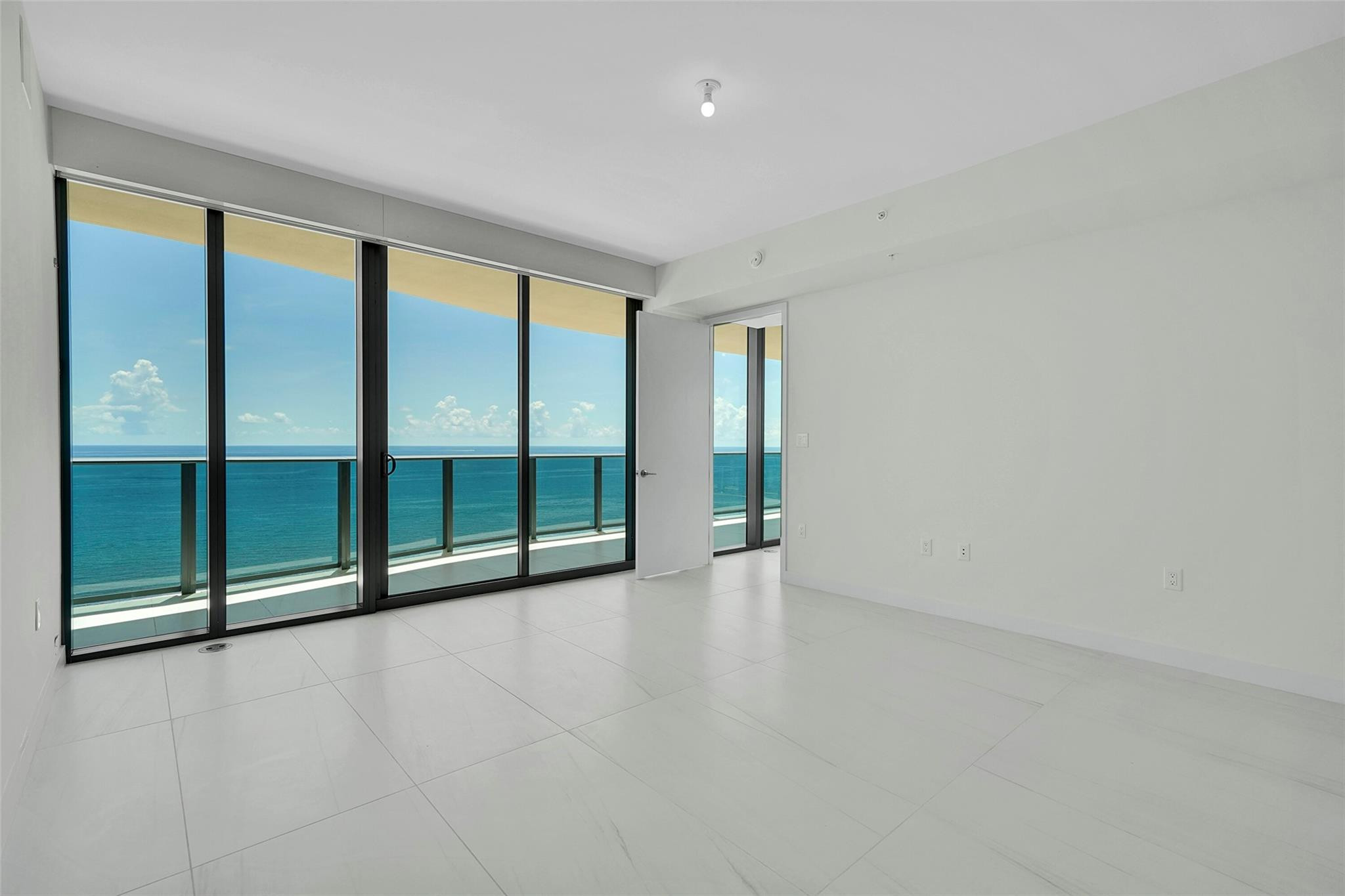 CASAMAR CONDO - Residential