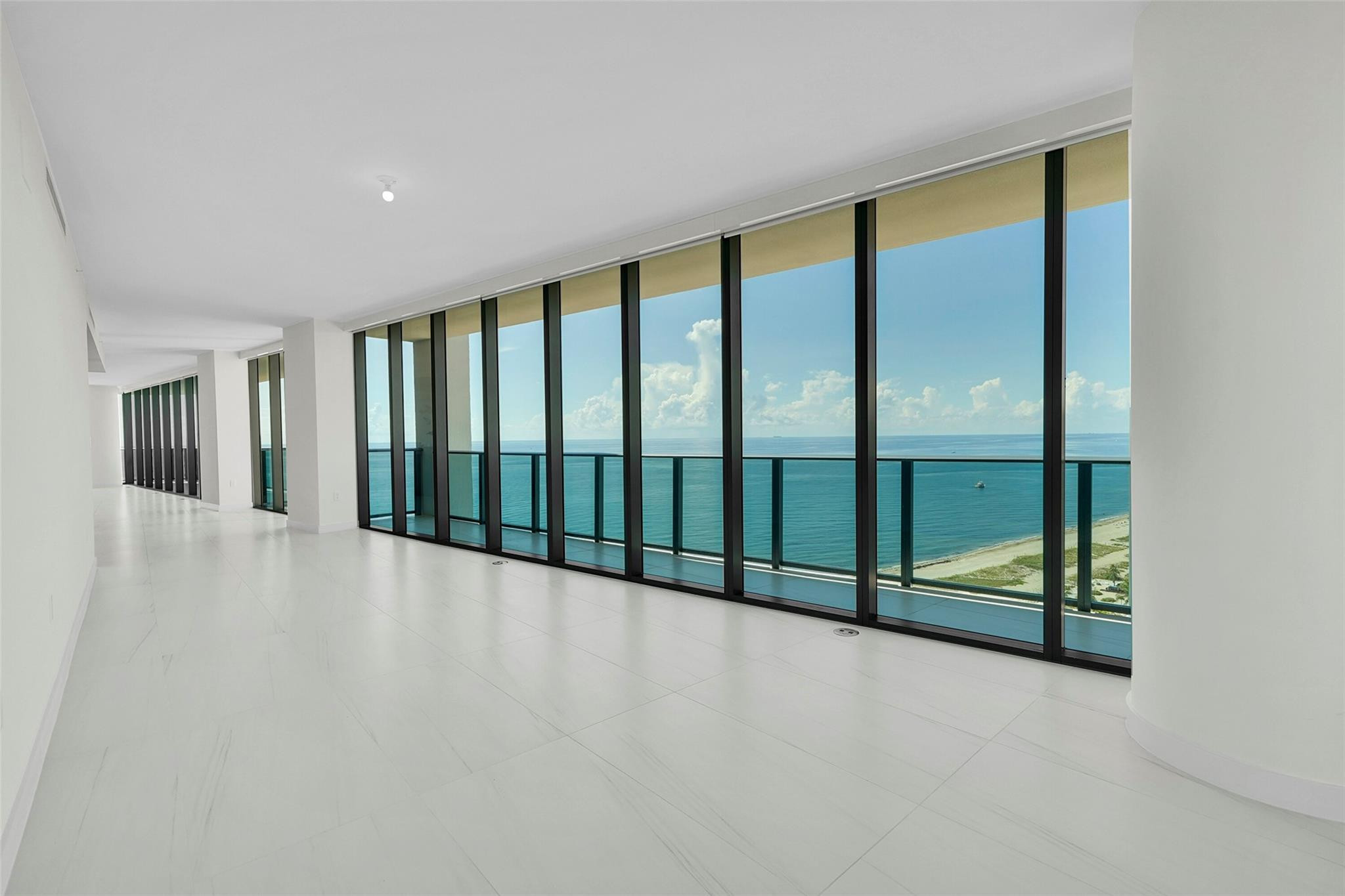 CASAMAR CONDO - Residential