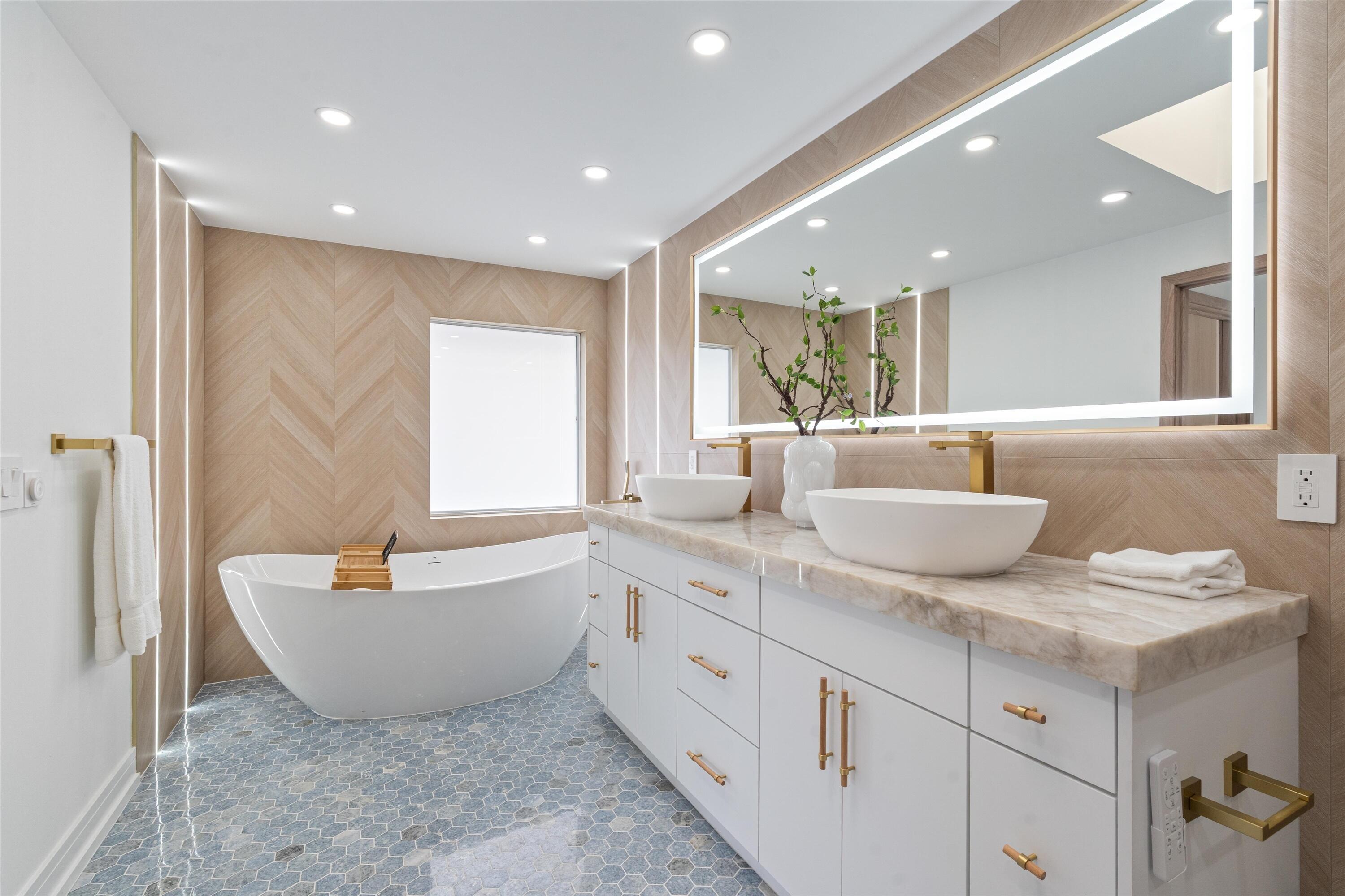 440 NW 11TH Avenue