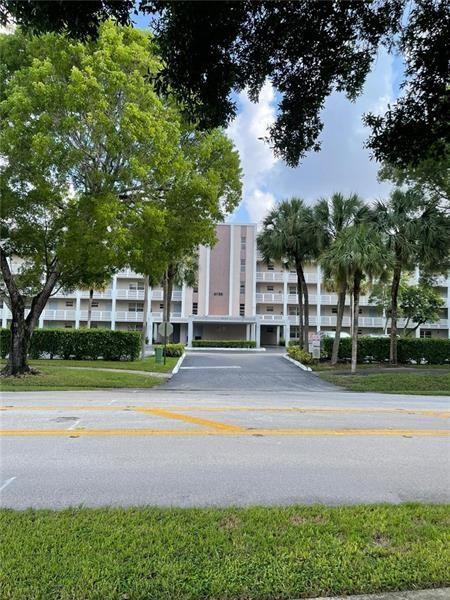 SHERWOOD SQUARE B CONDO - Residential Lease