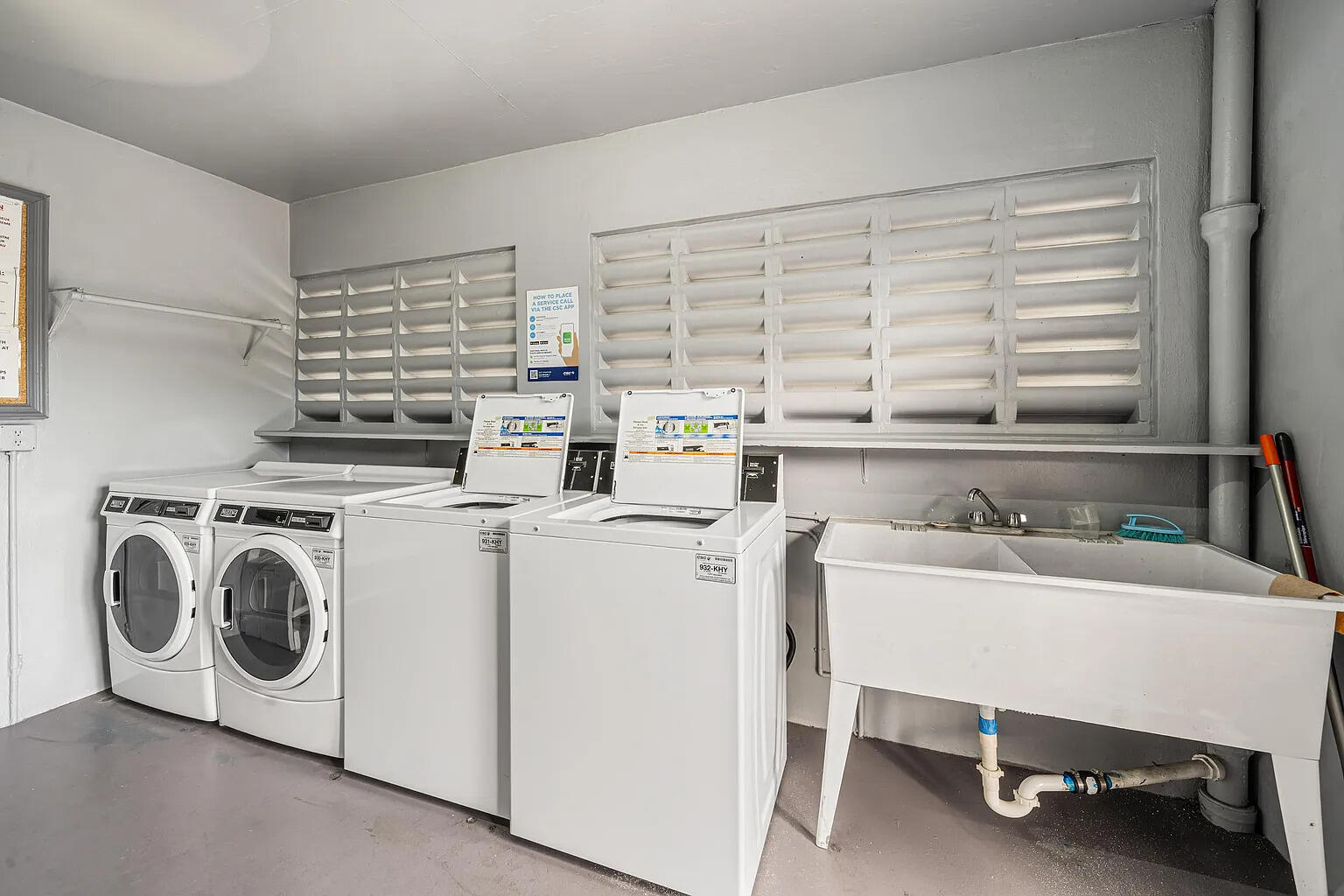 CRESTHAVEN VILLAS 11 CONDO - Residential Lease