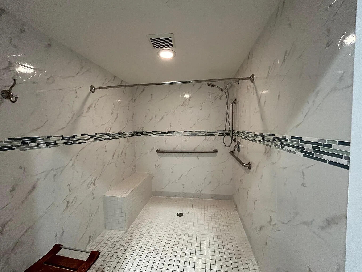 CRESTHAVEN VILLAS 11 CONDO - Residential Lease