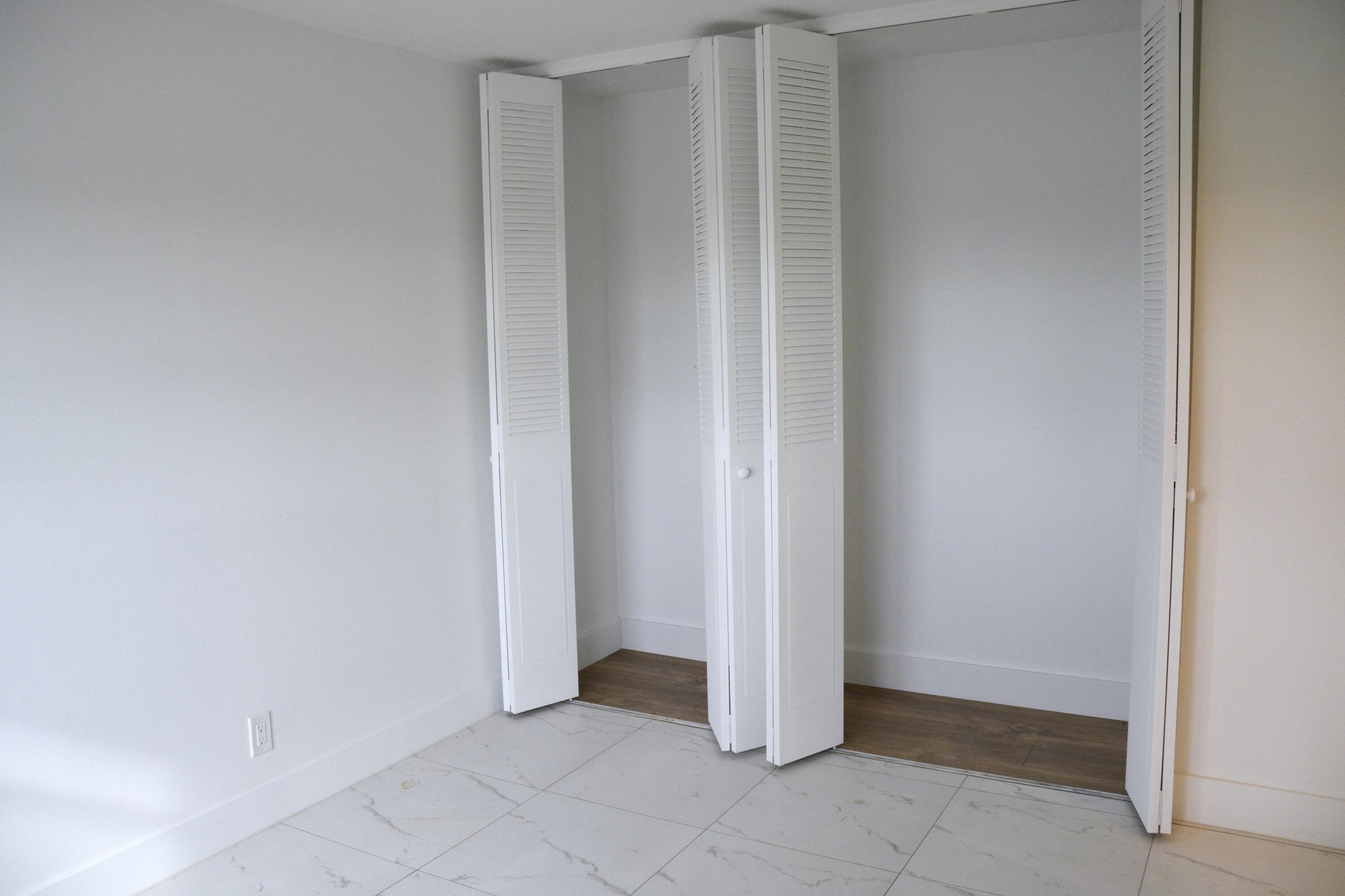 CRESTHAVEN VILLAS 11 CONDO - Residential Lease