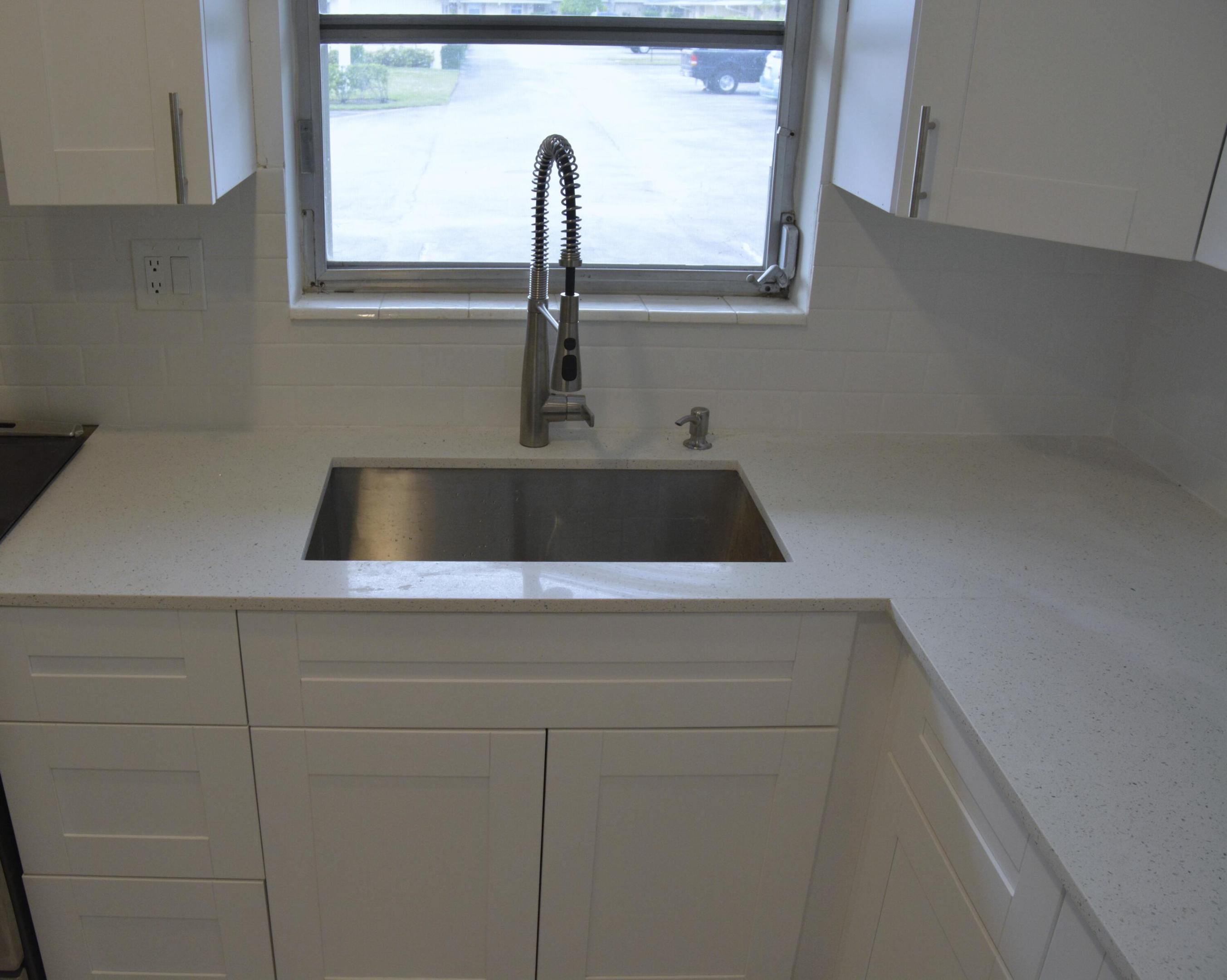 CRESTHAVEN VILLAS 11 CONDO - Residential Lease