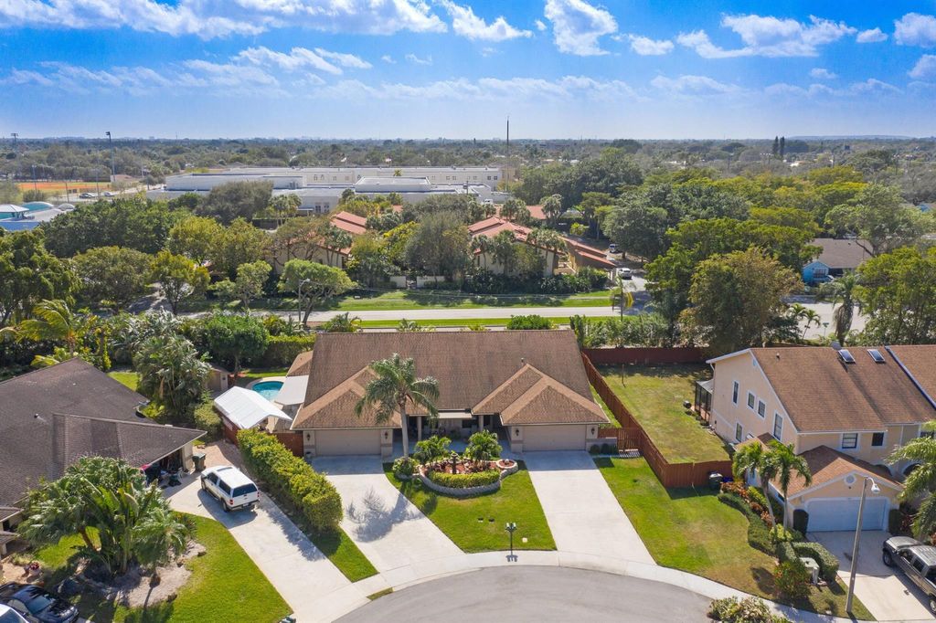 Photo of 1322 NW 13th Court, Boca Raton, FL 33486 (MLS # R11079266)