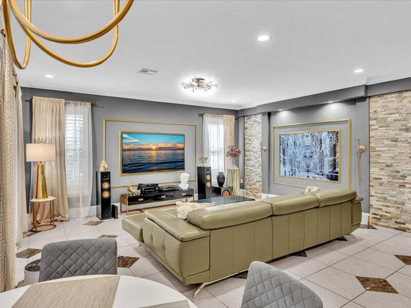 CAPELLA 2 - Residential