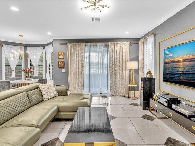 CAPELLA 2 - Residential