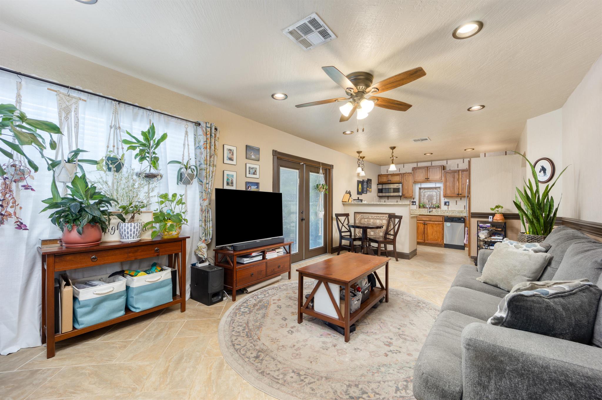 PROSPECT HILLS - Residential