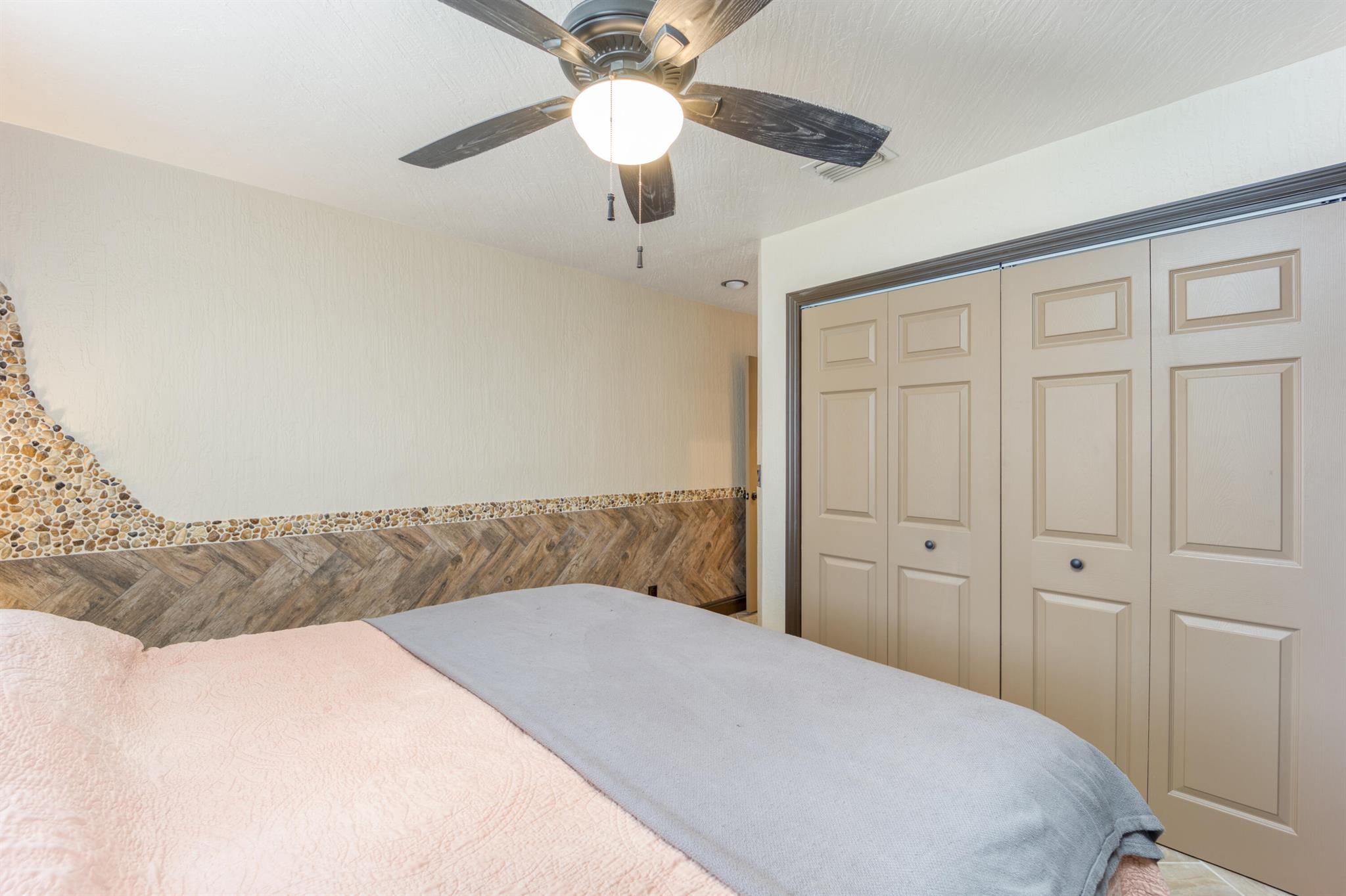 PROSPECT HILLS - Residential