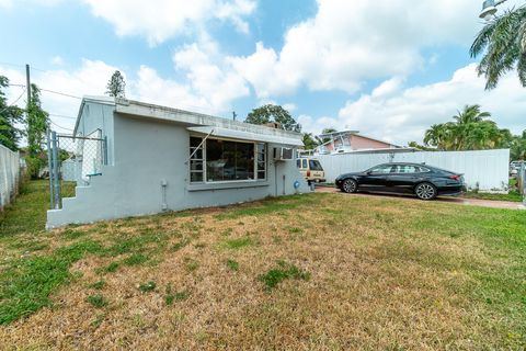 A home in Lake Worth