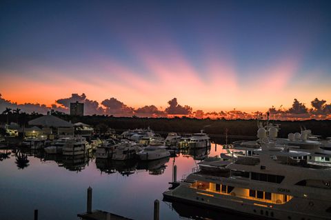 Tiny photo for 1050 Seminole Drive #Phb, Fort Lauderdale, FL 33304 (MLS # B26044127)