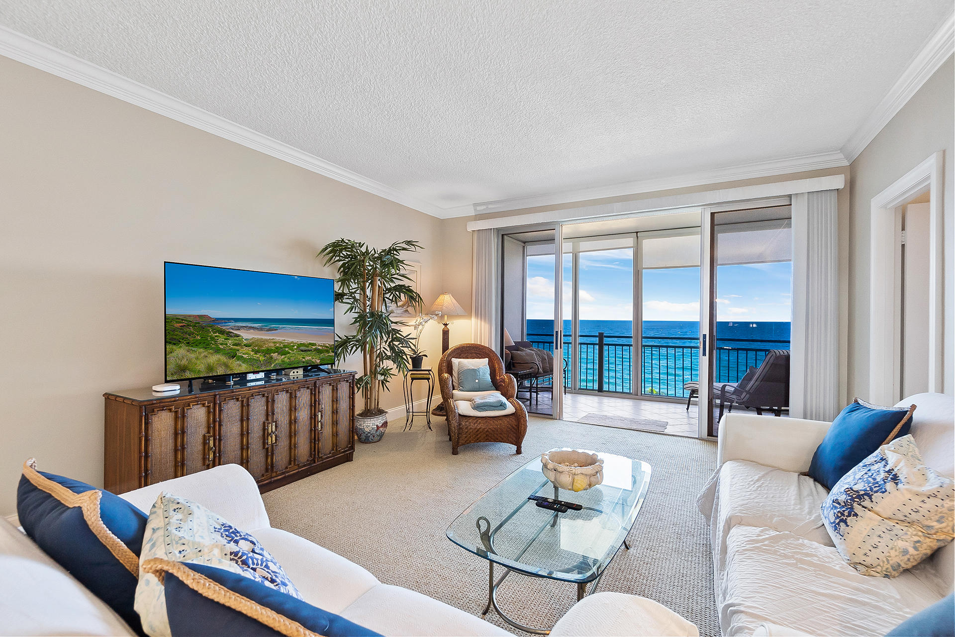 HIGHLAND TOWERS INC - Residential