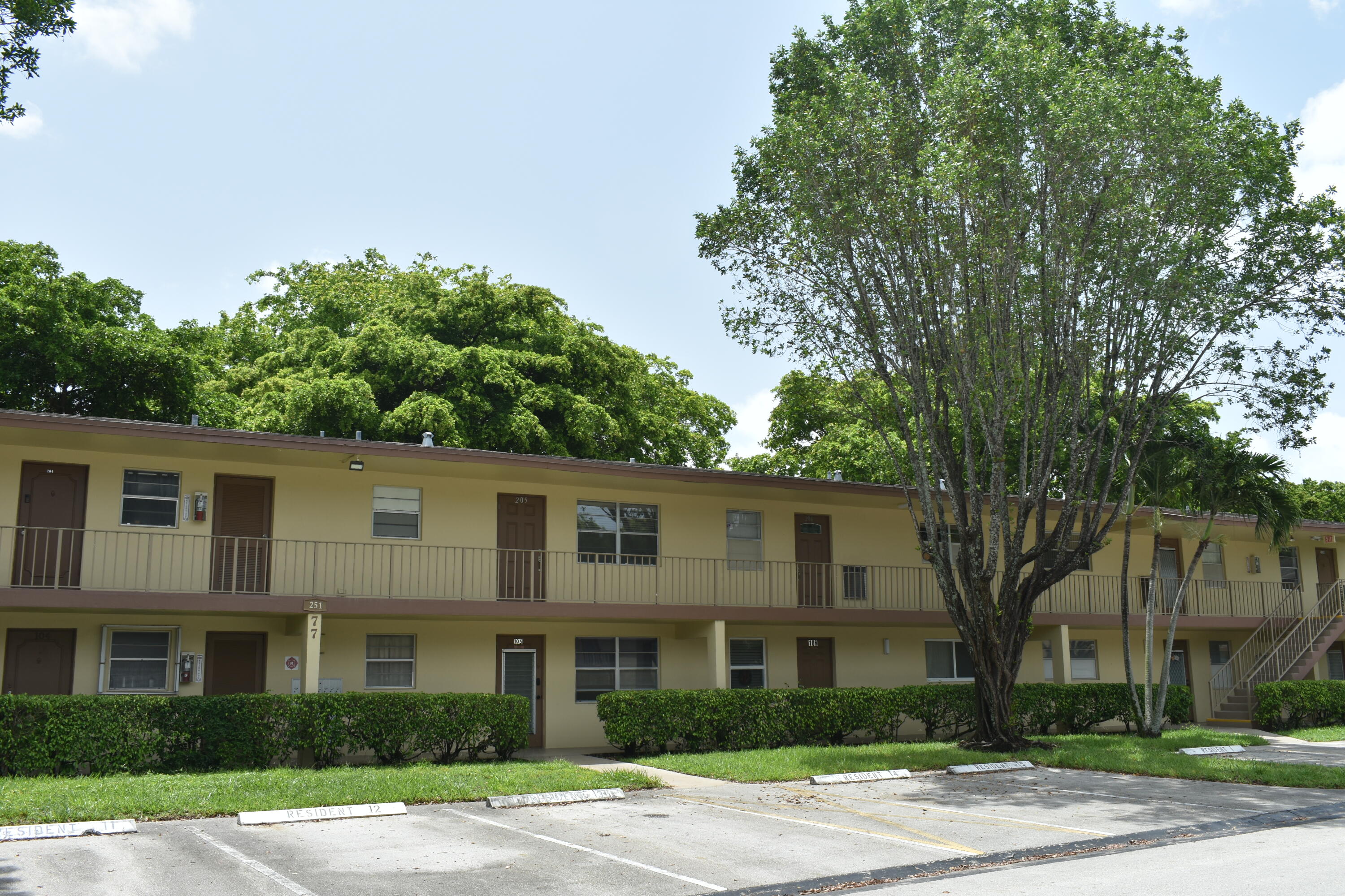 ORIOLE GARDENS THREE 77 CONDO - Residential