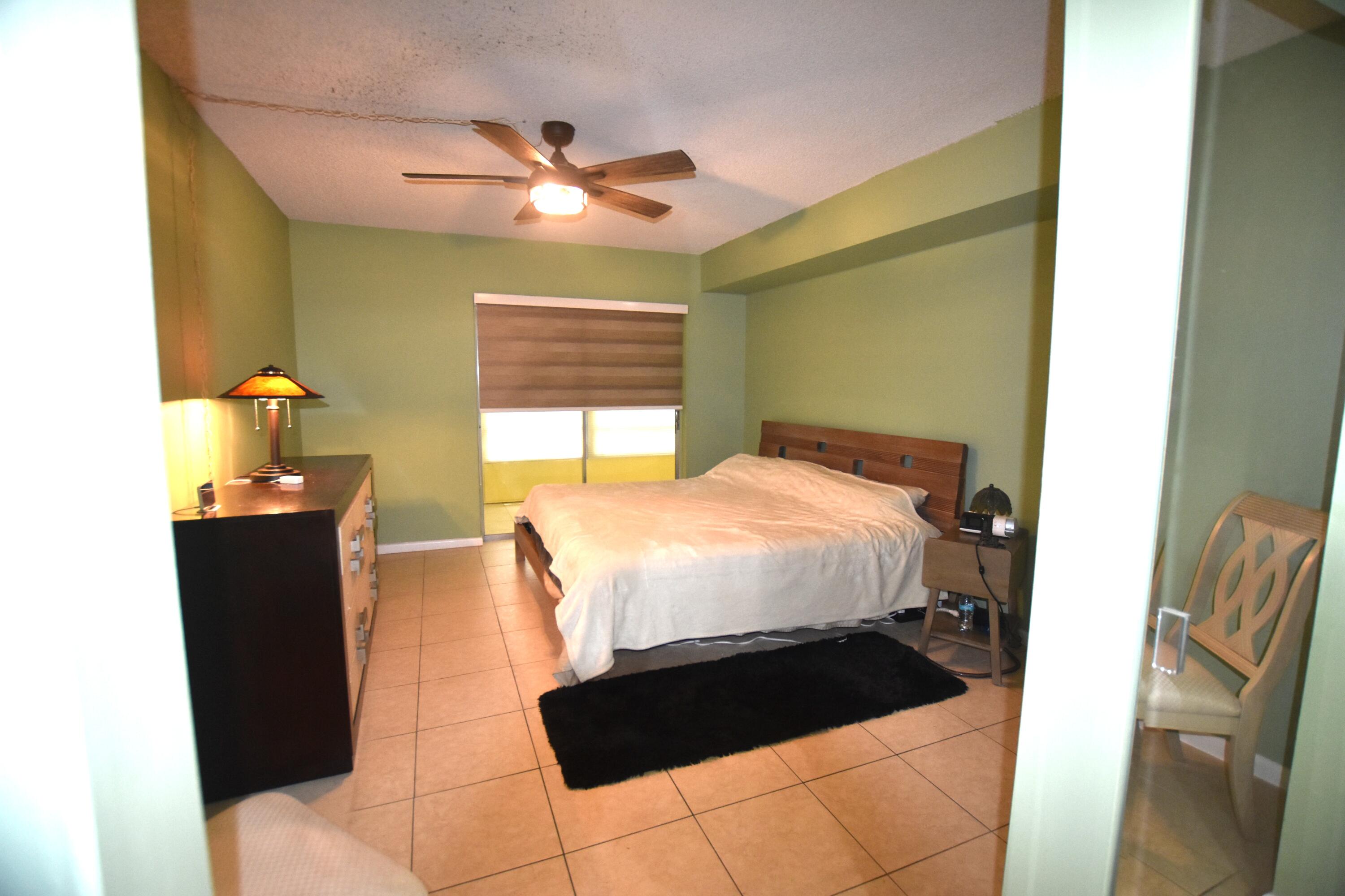 ORIOLE GARDENS THREE 77 CONDO - Residential