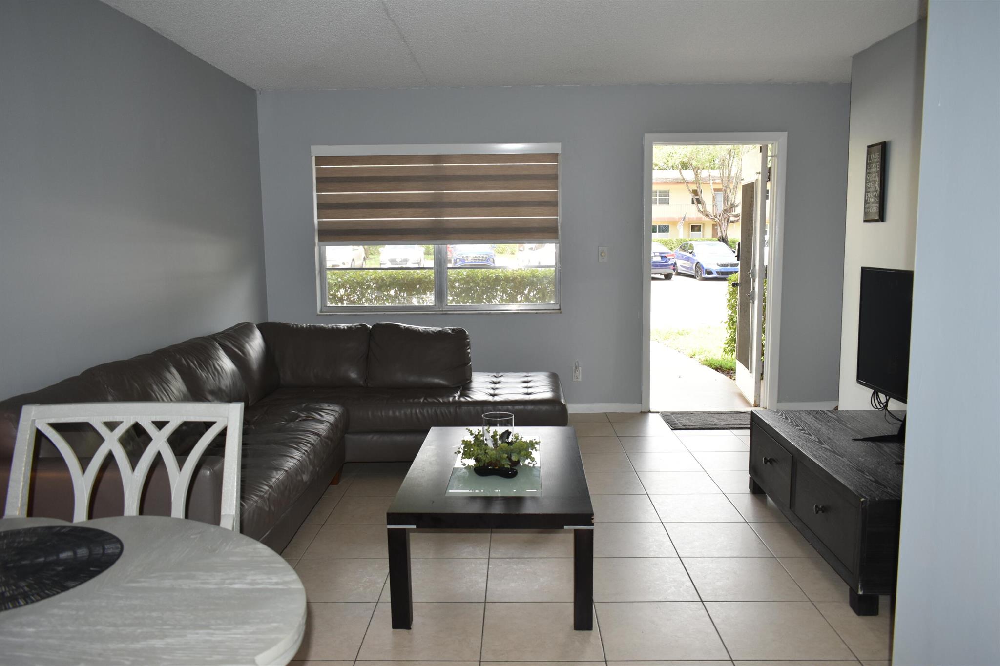 ORIOLE GARDENS THREE 77 C - Residential