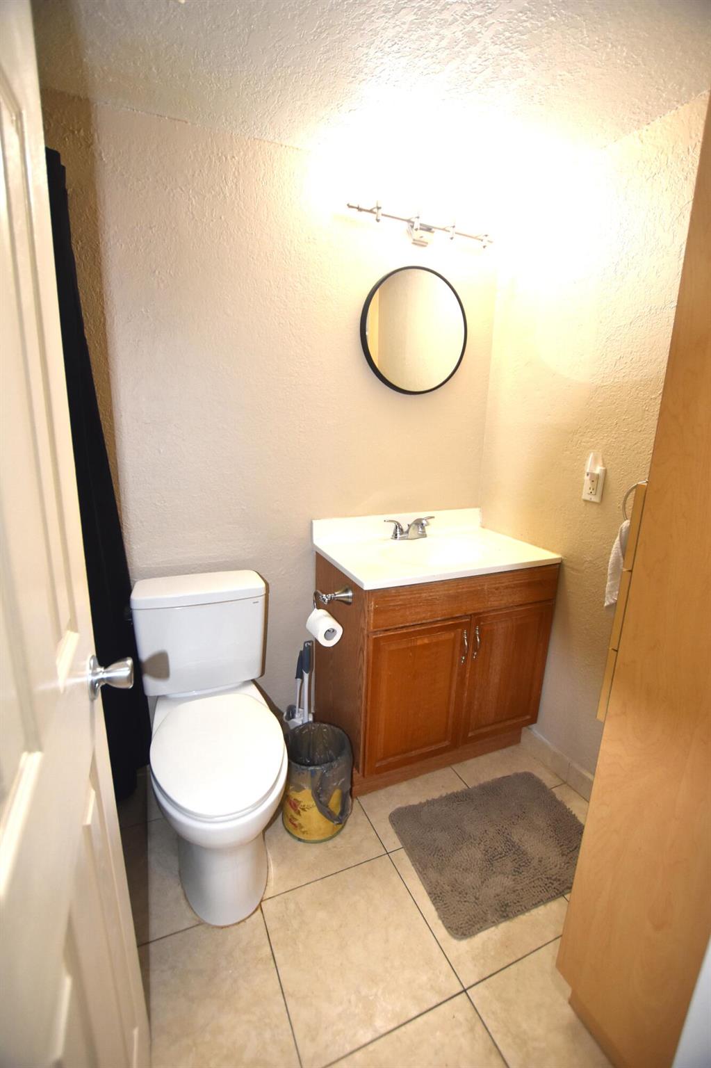 ORIOLE GARDENS THREE 77 C - Residential