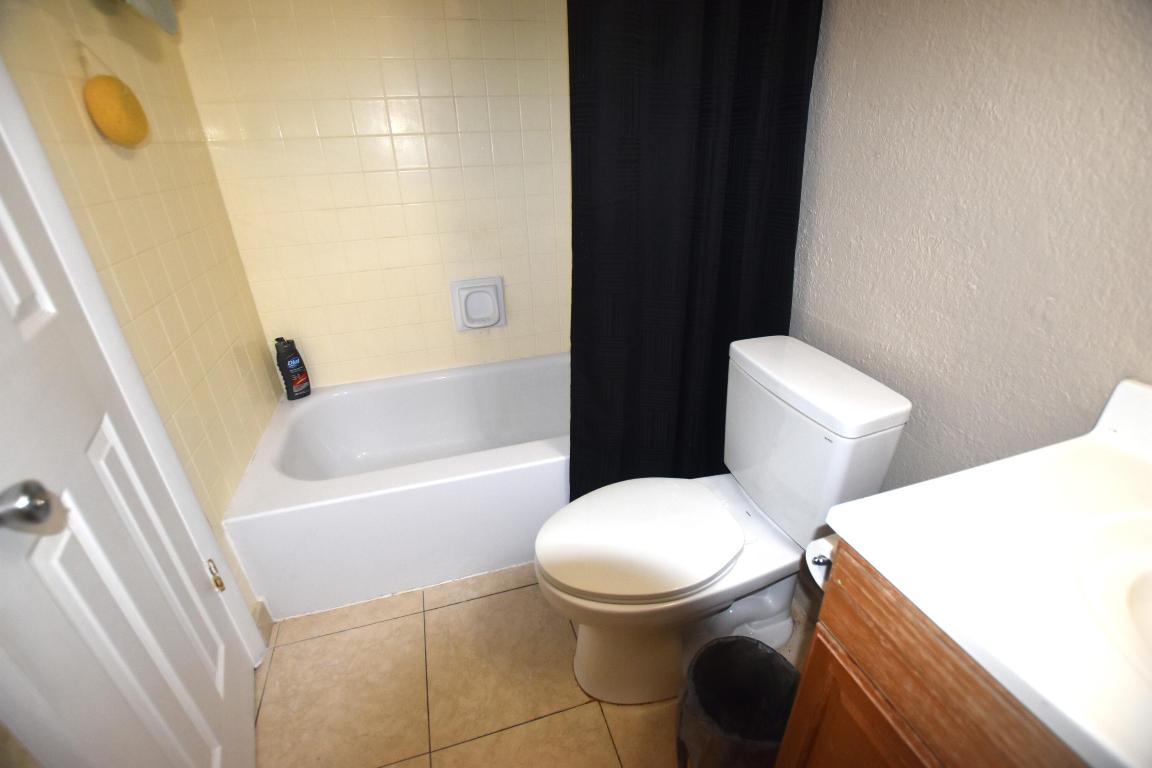 ORIOLE GARDENS THREE 77 CONDO - Residential