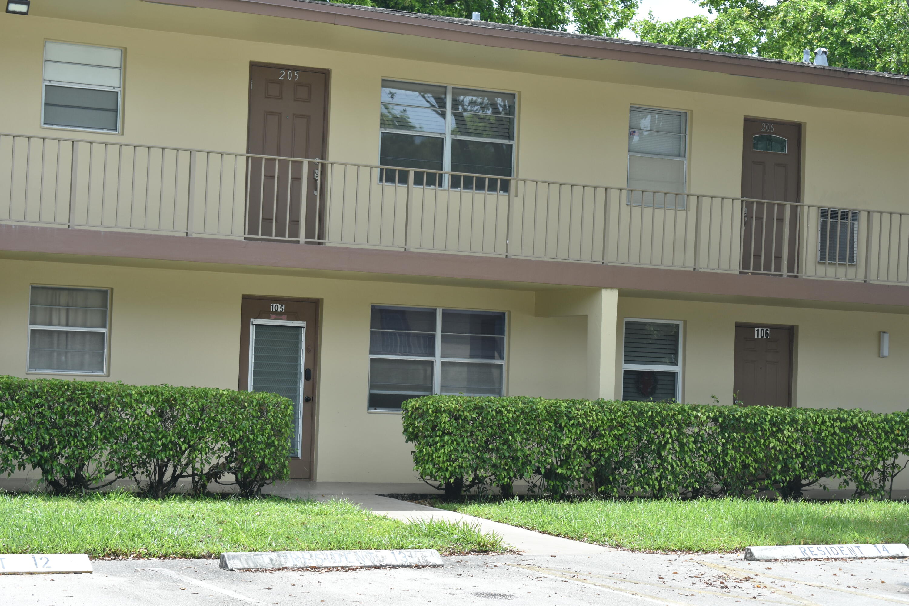 ORIOLE GARDENS THREE 77 CONDO - Residential