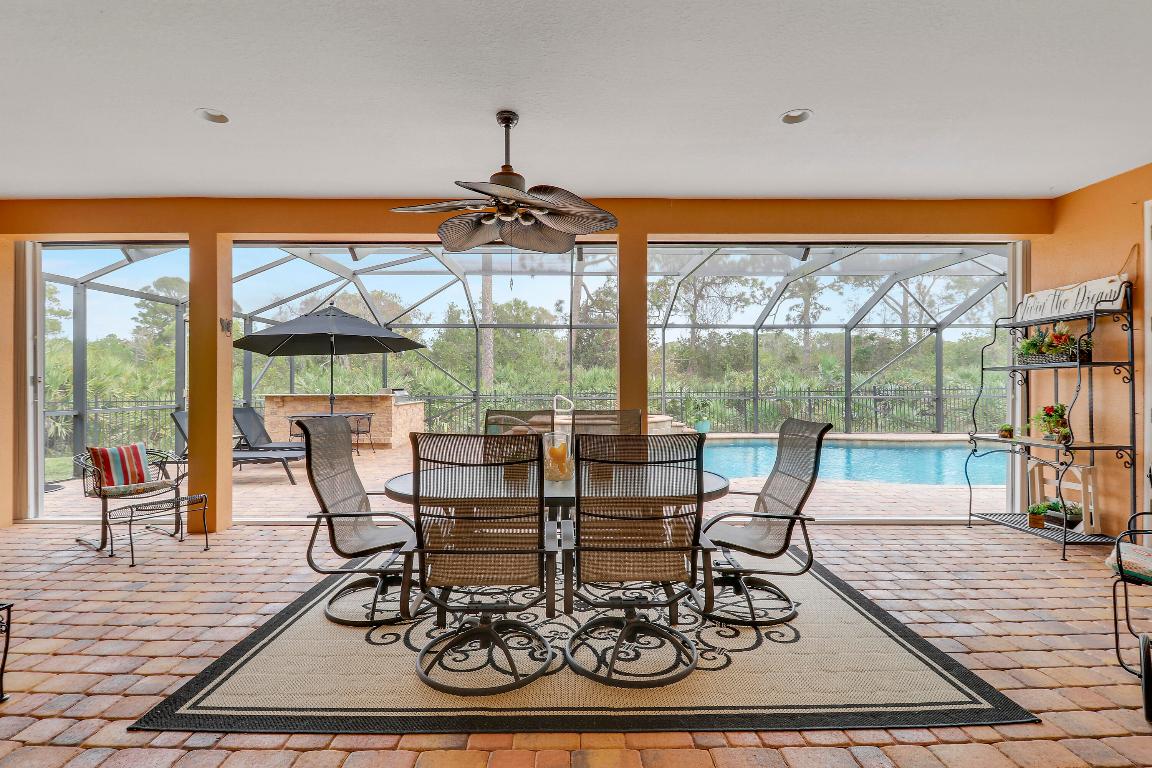 3055 NW Stoney Creek Avenue