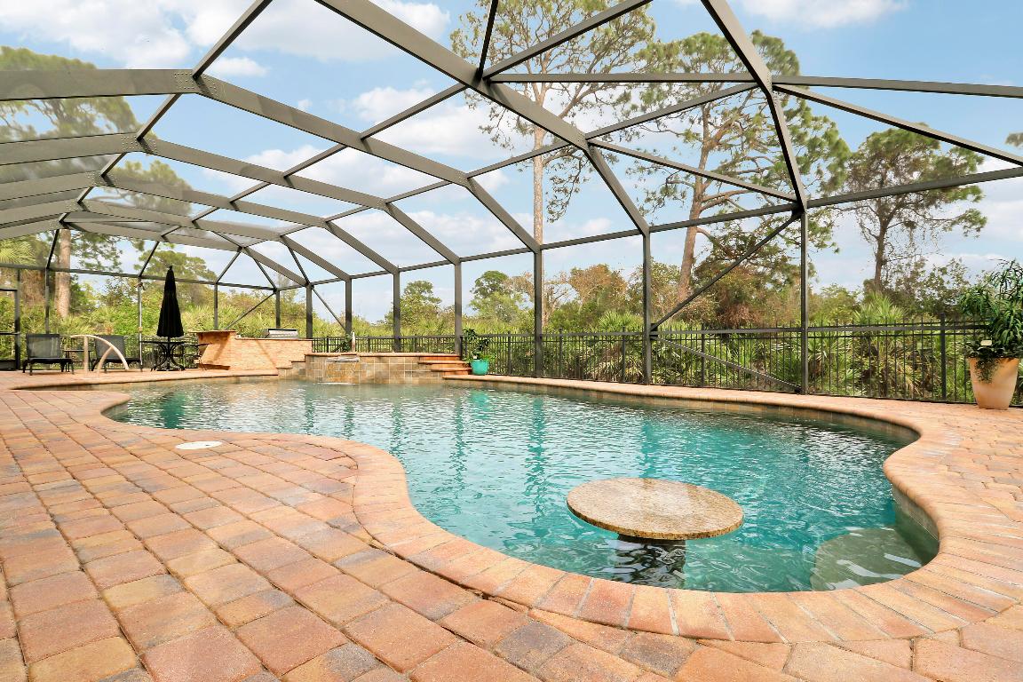 3055 NW Stoney Creek Avenue