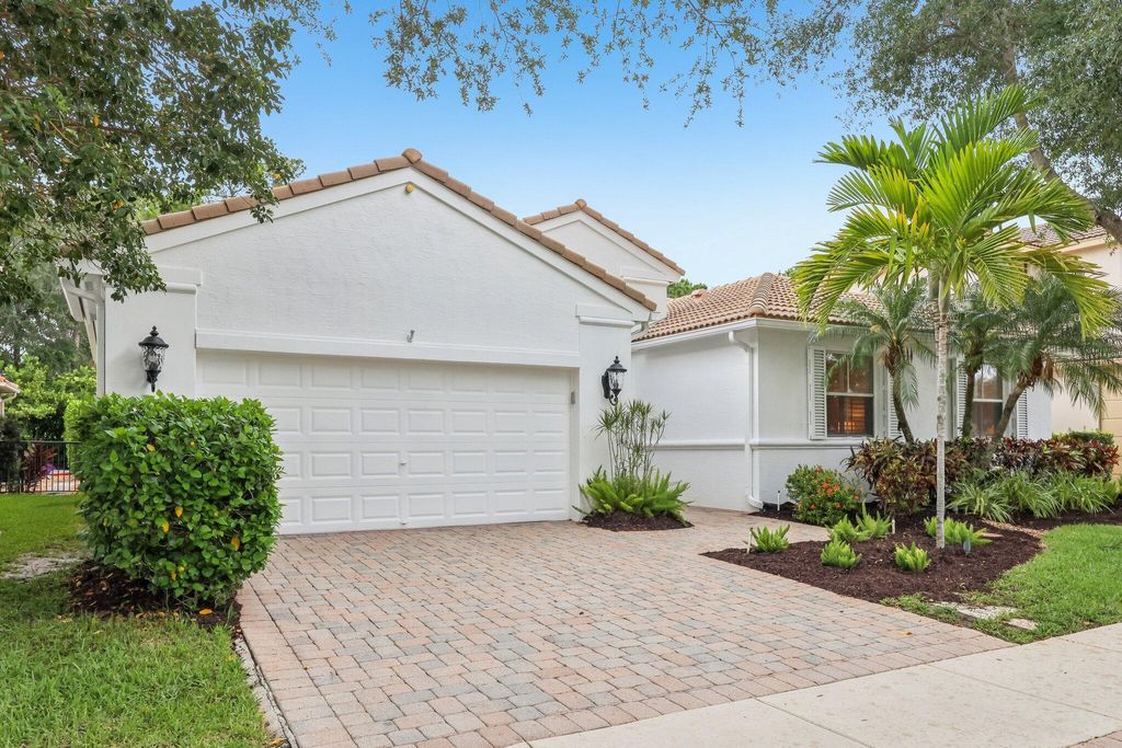 Photo of 139 Sedona Way, Palm Beach Gardens, FL 33418 (MLS # R11096236)