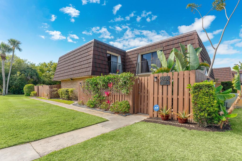 Photo of 5905 SE Riverboat Drive, Stuart, FL 34997 (MLS # R10996708)