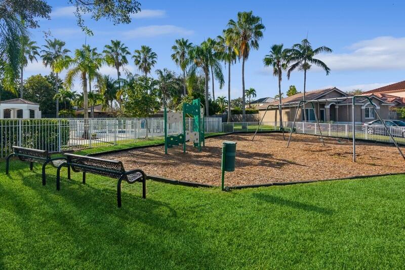 Lakes by the Bay - Residential