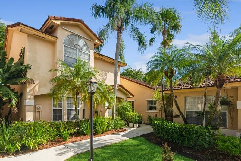 Lakes by the Bay - Residential