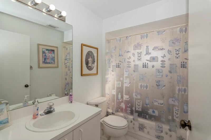 Lakes by the Bay - Residential