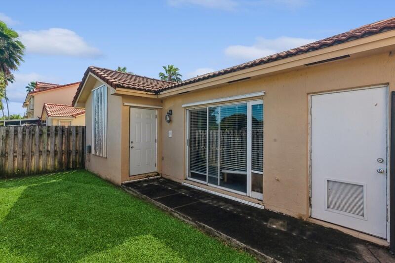 Lakes by the Bay - Residential