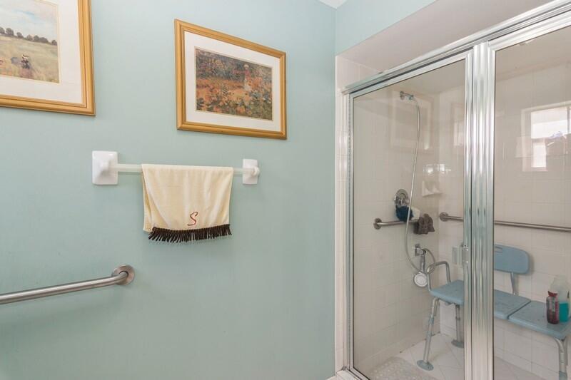 Lakes by the Bay - Residential