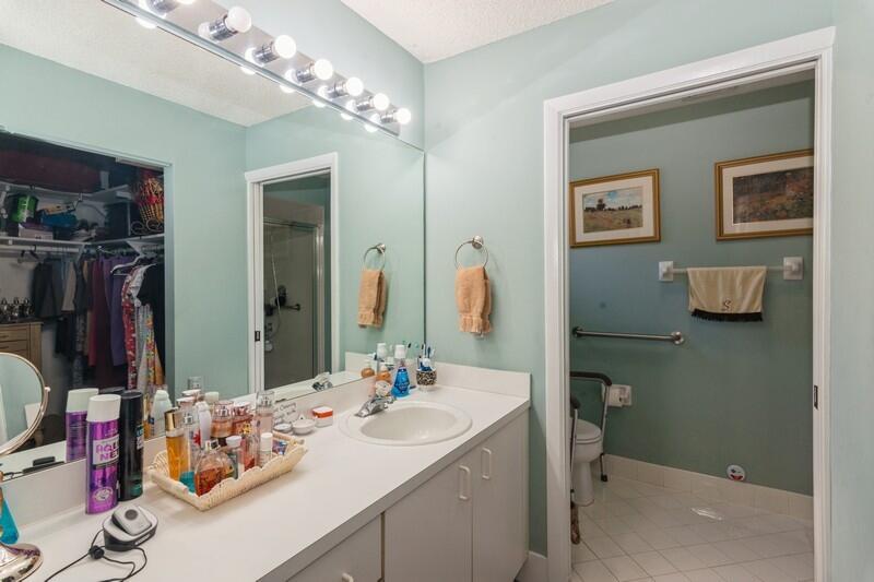 Lakes by the Bay - Residential