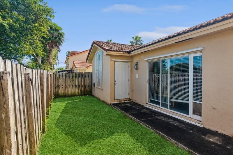 Lakes by the Bay - Residential