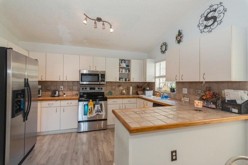 Lakes by the Bay - Residential