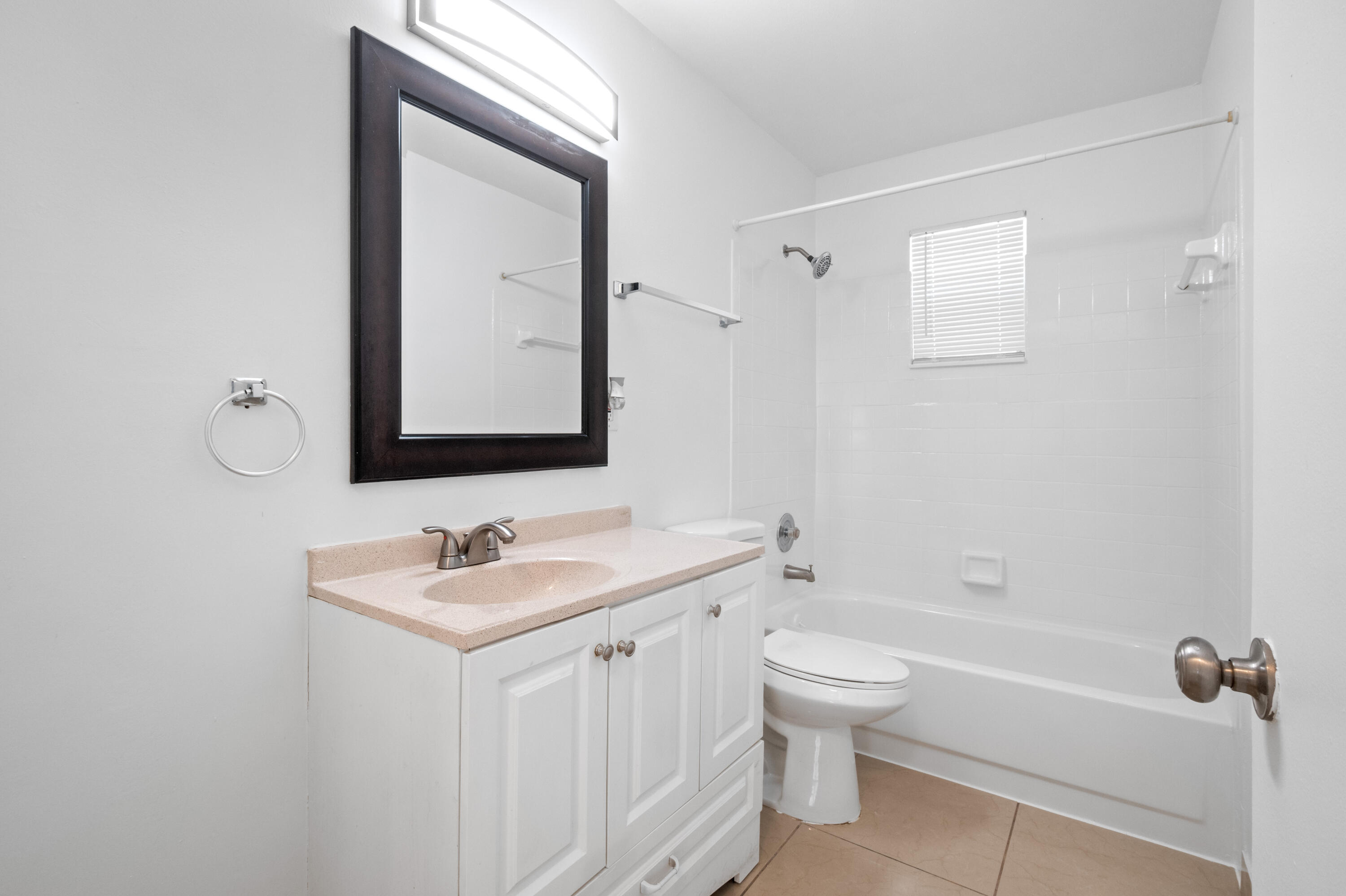 DIXIE PARK - Residential Lease