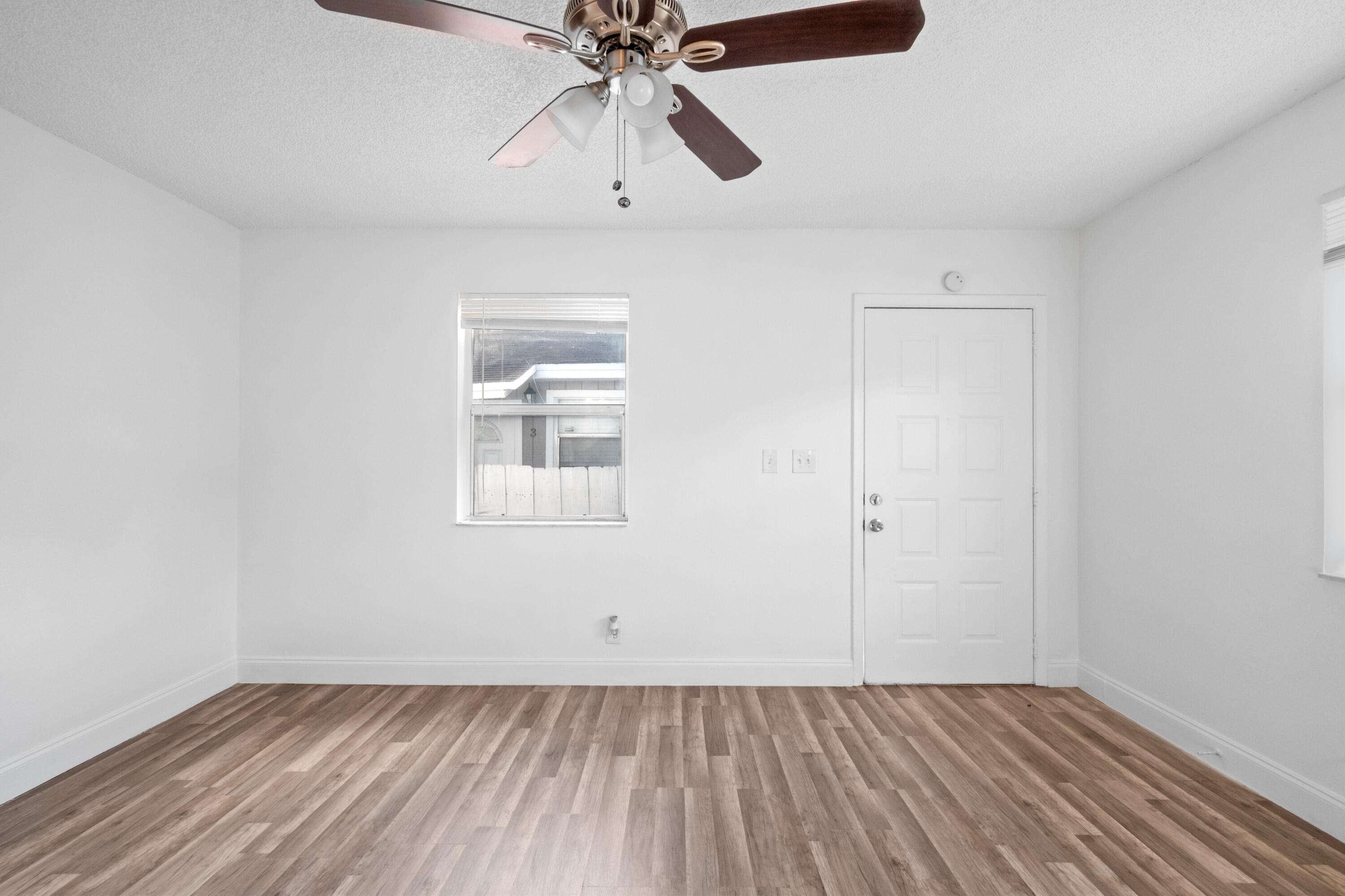 DIXIE PARK - Residential Lease