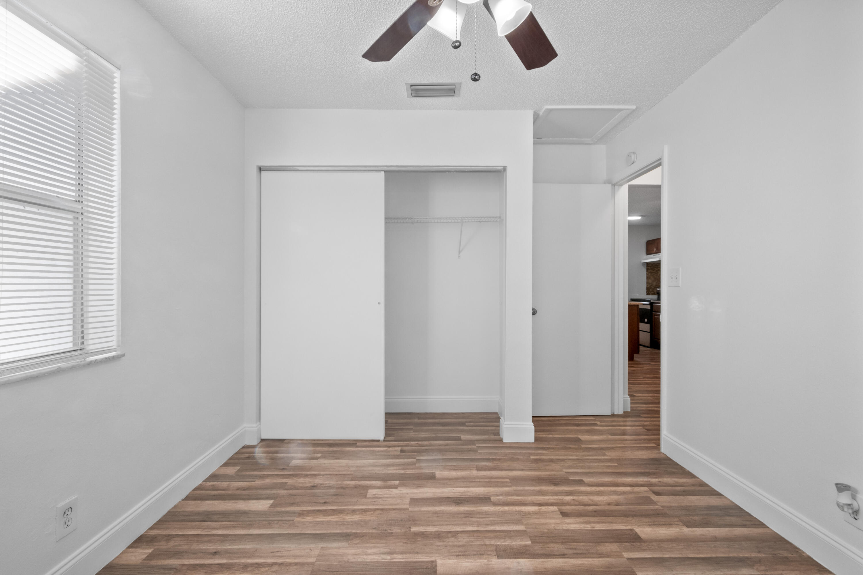 DIXIE PARK - Residential Lease