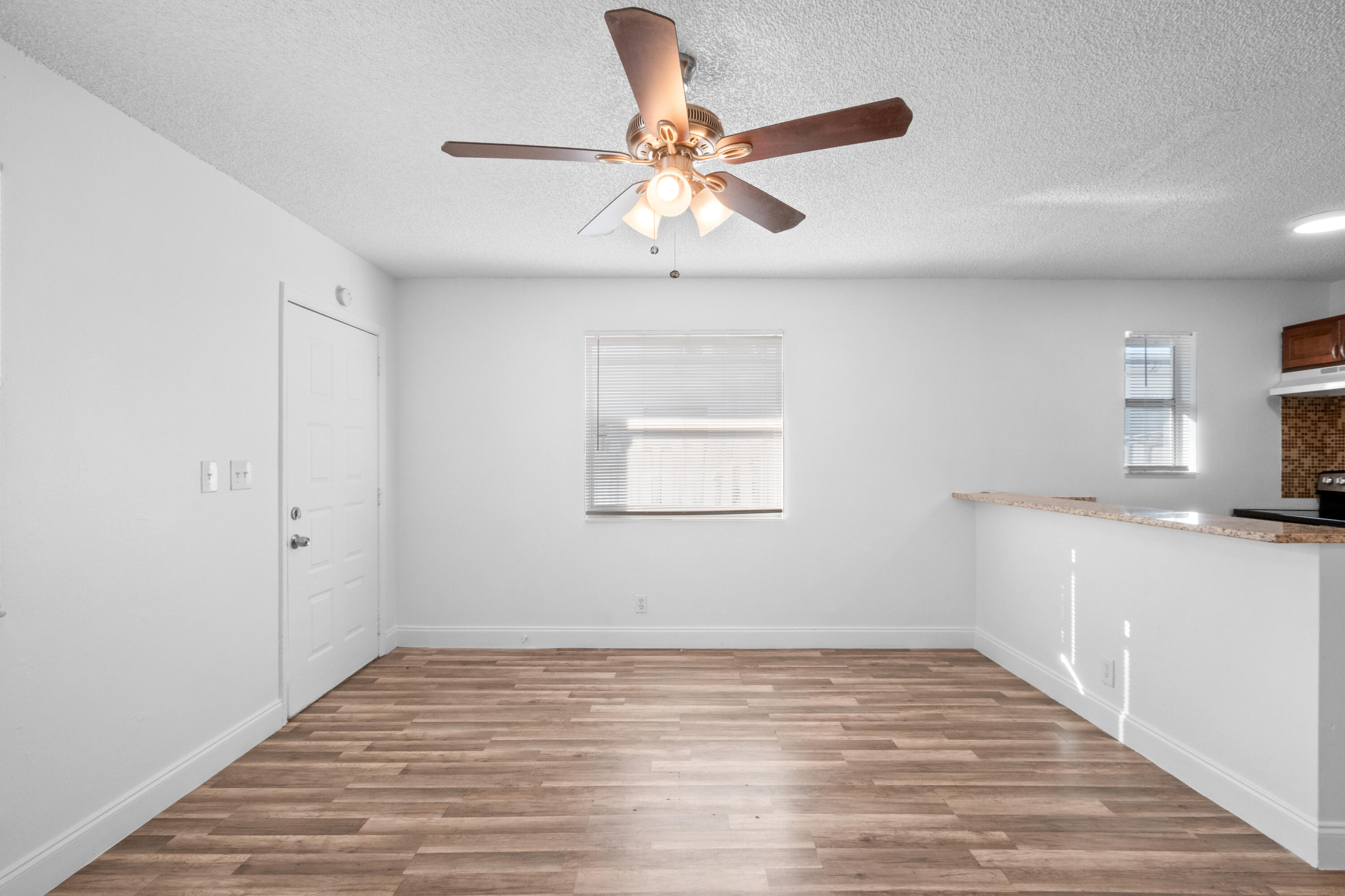 DIXIE PARK - Residential Lease